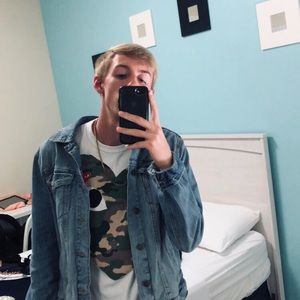 Meet your Posher, Colin